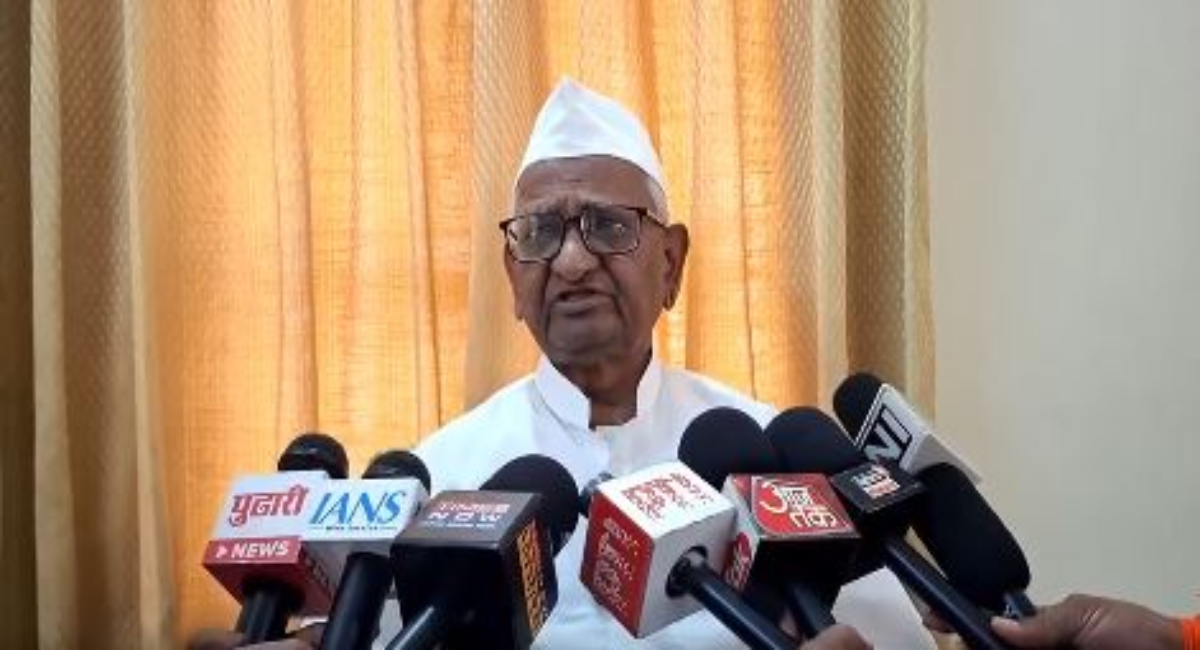 Arvind Kejriwal की हार पर क्या बोले Anna Hazare?