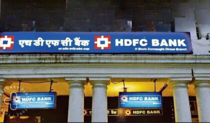 HDFC लोगों के साथ कर रहा है फ्रॉड?