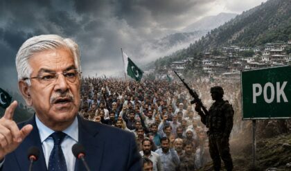 पाकिस्तान के रक्षा मंत्री ने POK में प्रदर्शनकारियों को 'भारत जैसा दुश्मन' क्यों कहा, भारत की ओर से क्या मिला जवाब?