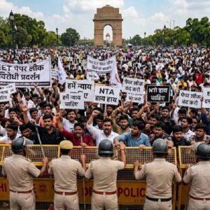 NEET Protest: क्या नीट पेपर लीक प्रोटेस्ट को लेकर पुलिस को नहीं था भीड़ का अंदाजा?
